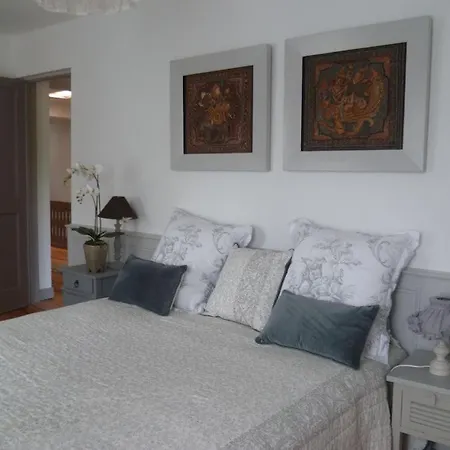 La Tonnelle Fleurie D'hotes Bed and breakfast